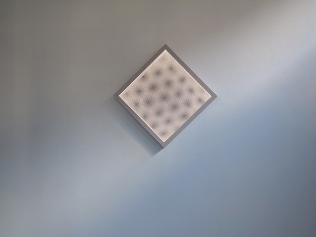 Mike Rijnierse: Interference #001, light sculpture, 2025